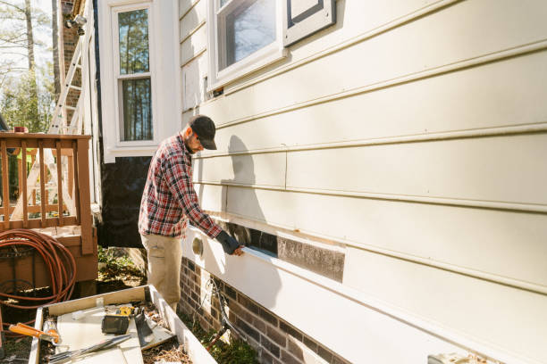 Trusted Emergency Siding Repair service in Williamsburg, VA - Creative Siding